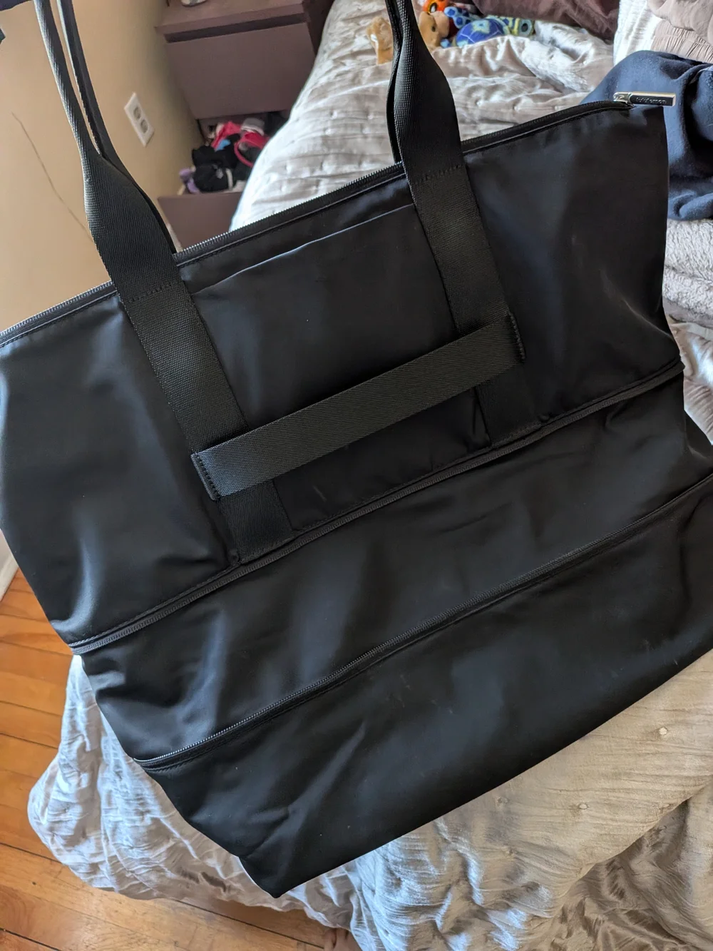lululemon athletica City Adventurer Tote - Picture 2 of 3